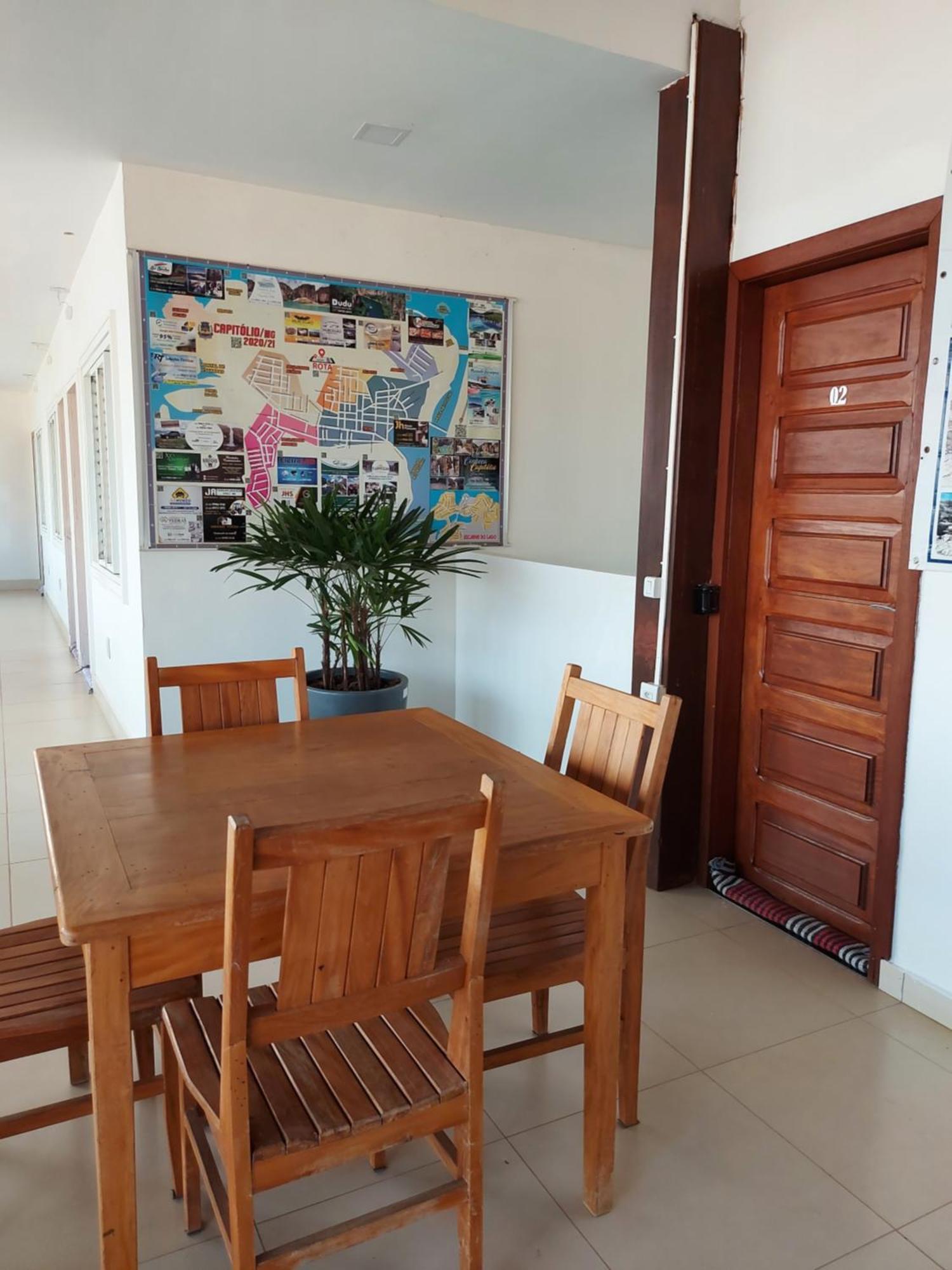 Escarpas Inn